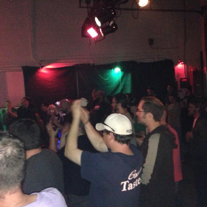 mystery-garage-crowd